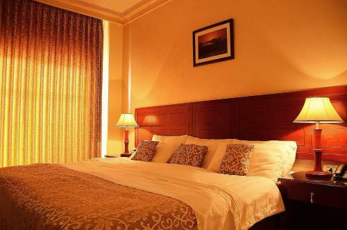 Mosaic City Hotel