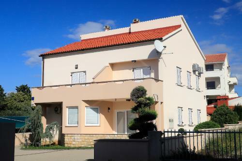 Apartments Pero
