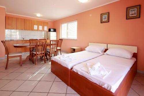 Novalja Central Apartment