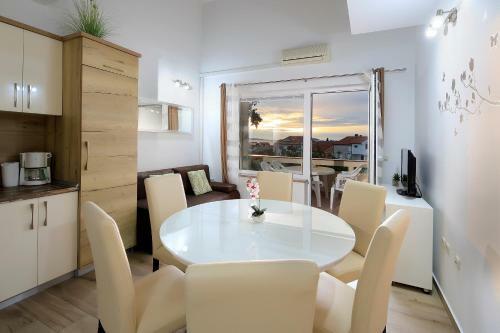Aparthotel Resort Trcol