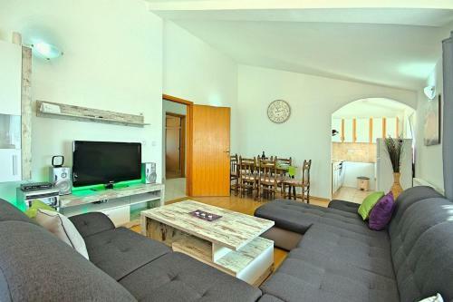 House Nevenka