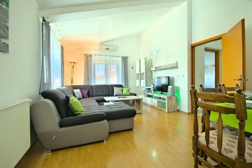 House Nevenka