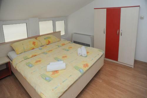 Apartments Brano - With Pool