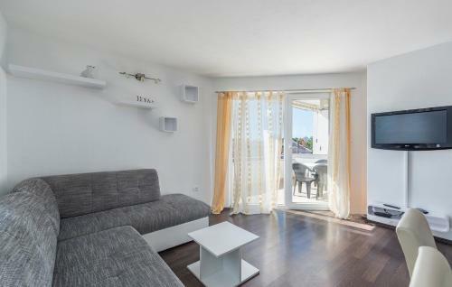 Apartment Leon With Balcony