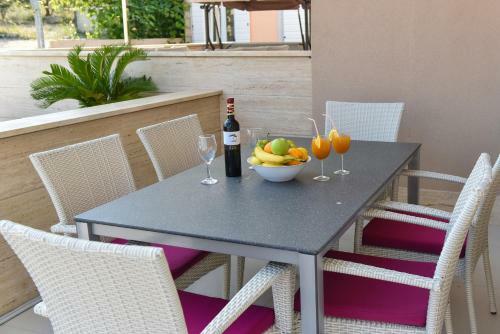 Apartamentos Villa Pool Centrale
