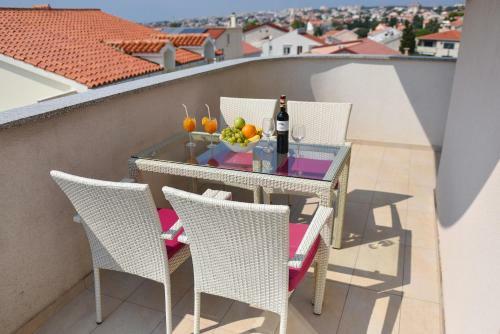 Apartamentos Villa Pool Centrale