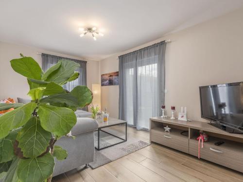 Charming Villa Frontera In Nova Vas With Private Pool For 7 People