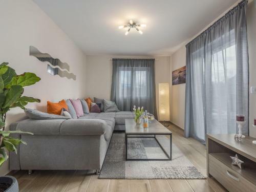 Charming Villa Frontera In Nova Vas With Private Pool For 7 People