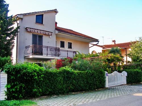 Apartment In Novigrad With Balcony, Air Conditioning (4833-1)
