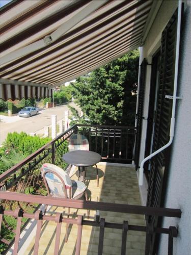 Apartment In Novigrad With Balcony, Air Conditioning (4833-1)