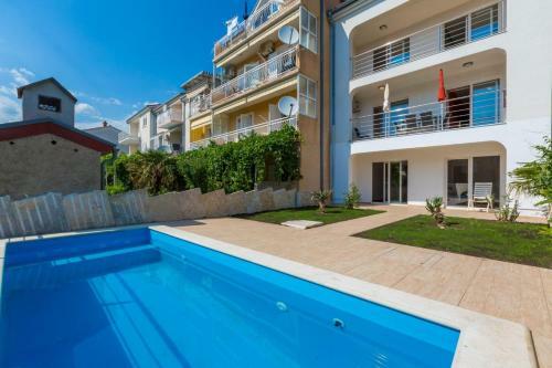 Apartamentos Abert Susi