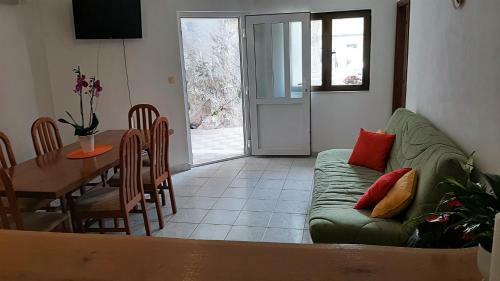Apartment Smokvica