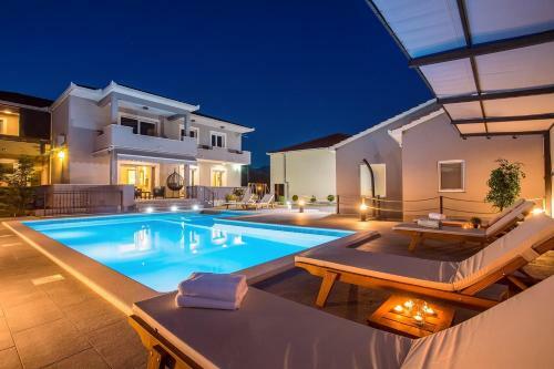 Apartment Villa Bego Heated Pool With Jaccuzzi, Summer Kitchen, Garden