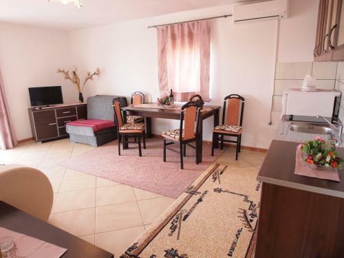 Hostal Villa Vrebac Badem On The Peljesac Peninsula