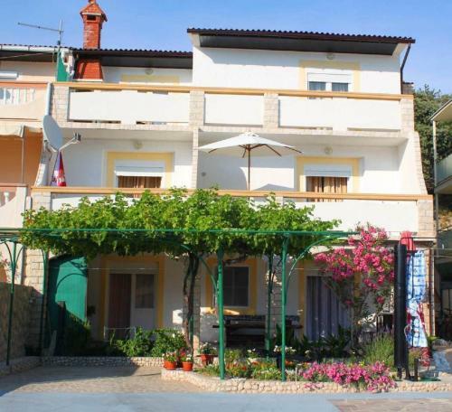 Apartments Stjepan - 10m From Beach