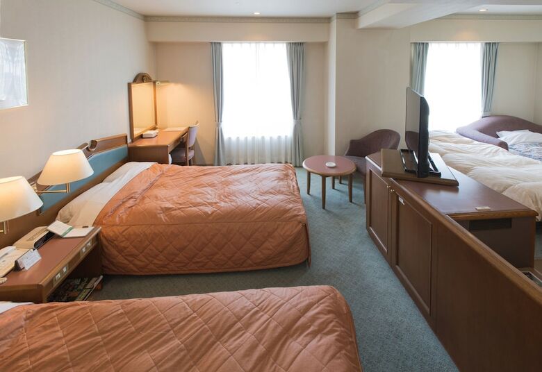Hotel Crescent Asahikawa