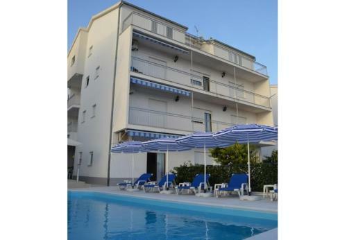 Apartments Vin - With Pool