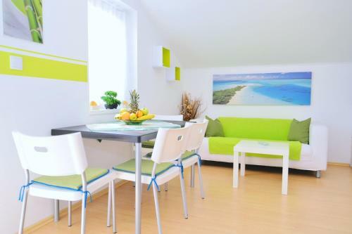 Apartment P.a.l.m.e.