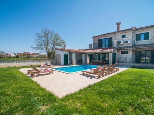 Minimalistically Decorated Villa Pomer With Private Pool And Fenced Yard