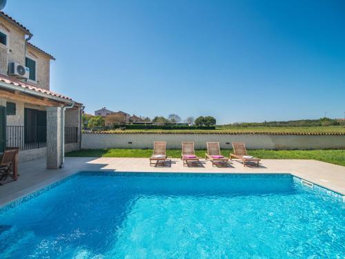 Minimalistically Decorated Villa Pomer With Private Pool And Fenced Yard