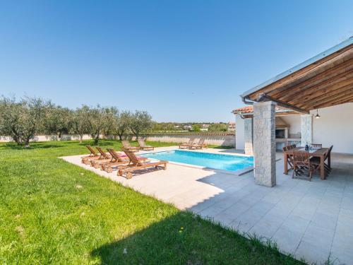 Minimalistically Decorated Villa Pomer With Private Pool And Fenced Yard