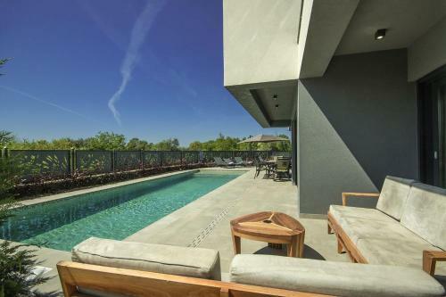 Villa Rose