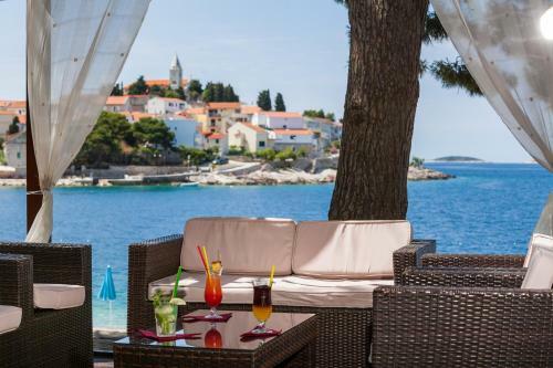 Hotel Zora Pavilions