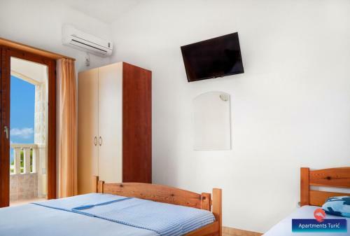 Apartments Turi?