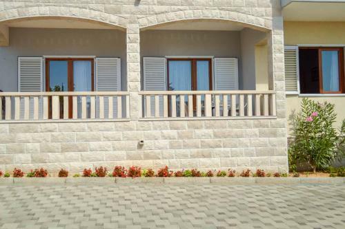 Apartments Turi?