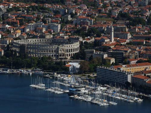 Holiday Home Pula