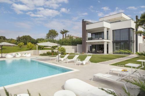 Luxury Villa Deluxe Pula With Private Pool In Pula - Istria