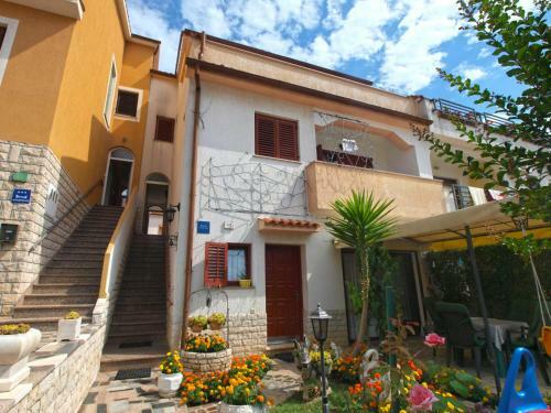 Apartments Vida 1682