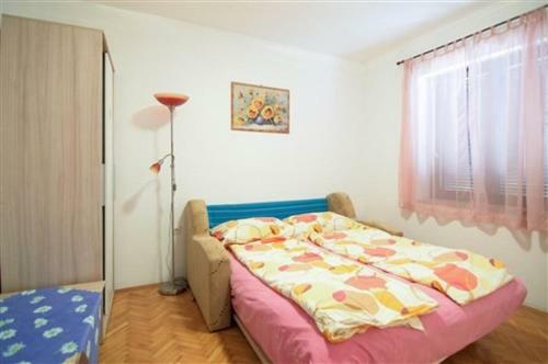Hostal Apartment Burmy