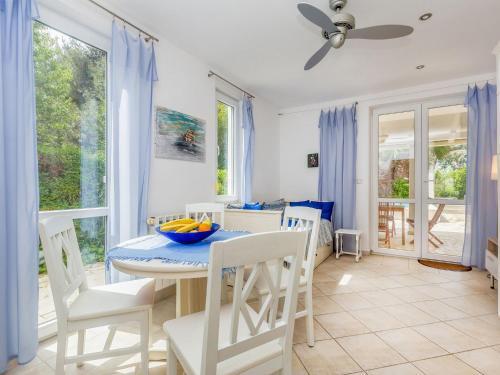 Gorgeous Villa In Premantura With Private Swimming Pool