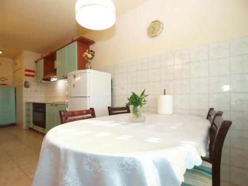 Apartment Momcilo 1995