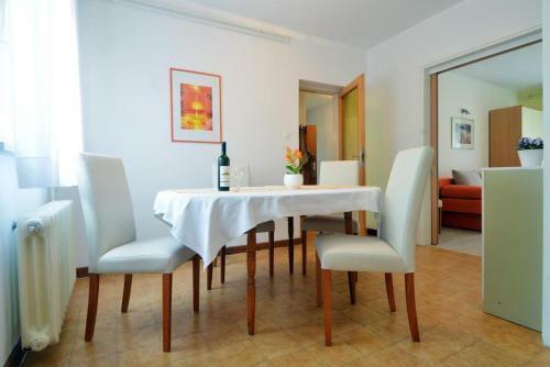 Apartment Rojnic - 3 Bedrooms Apartment