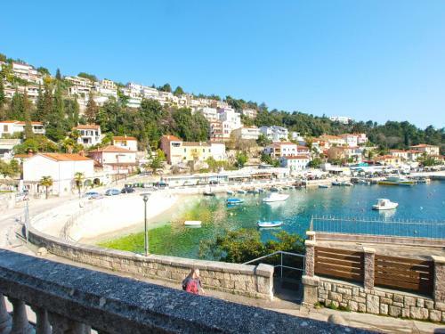 Apartment Riva Rabac 1825