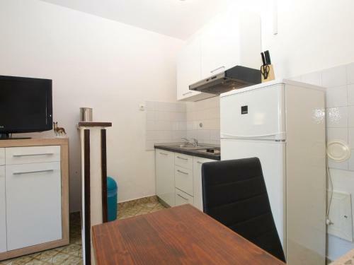 Apartment Riva Rabac 1825