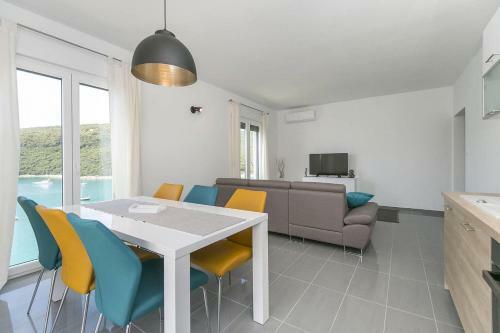 Apartmani Astrid