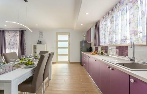 Apartment Kata With Private Pool