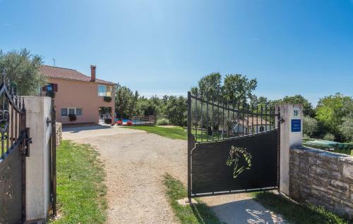 Apartment Kata With Private Pool
