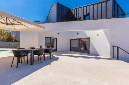 Villa Unique