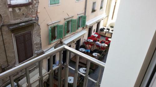 Stari Grad Apartment