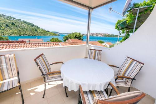 Apartments Mitar
