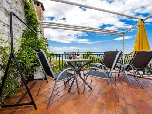Cozy Holiday Home In Rovinj With Terrace