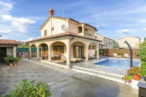 Villa Rose