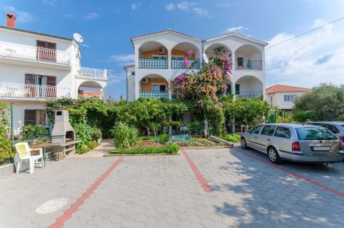Apartments Ana