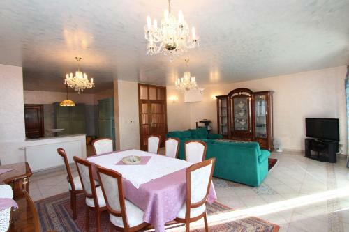 Apartment Provena