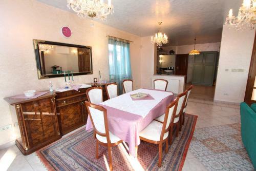 Apartment Provena