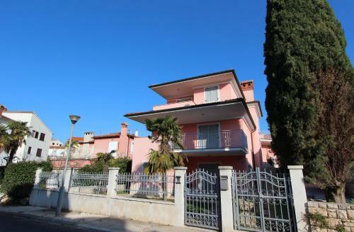 Apartment Provena